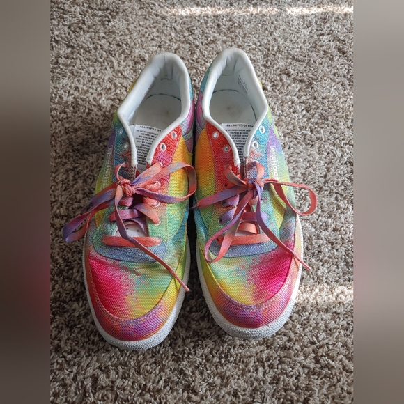 Reebok Club C 85 Rainbow Gay Pride All Types of Love Shoes, Size 8.5 - Picture 6 of 8